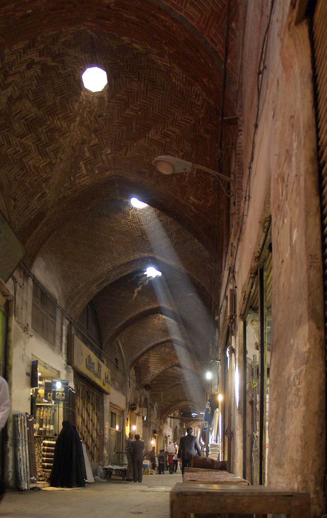 bazar-e bozorg, isfahan october 2007